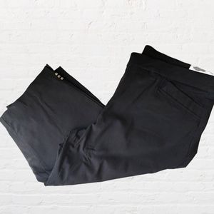 NWT CJ BANKS SIZE 20W BLACK CAPRIS